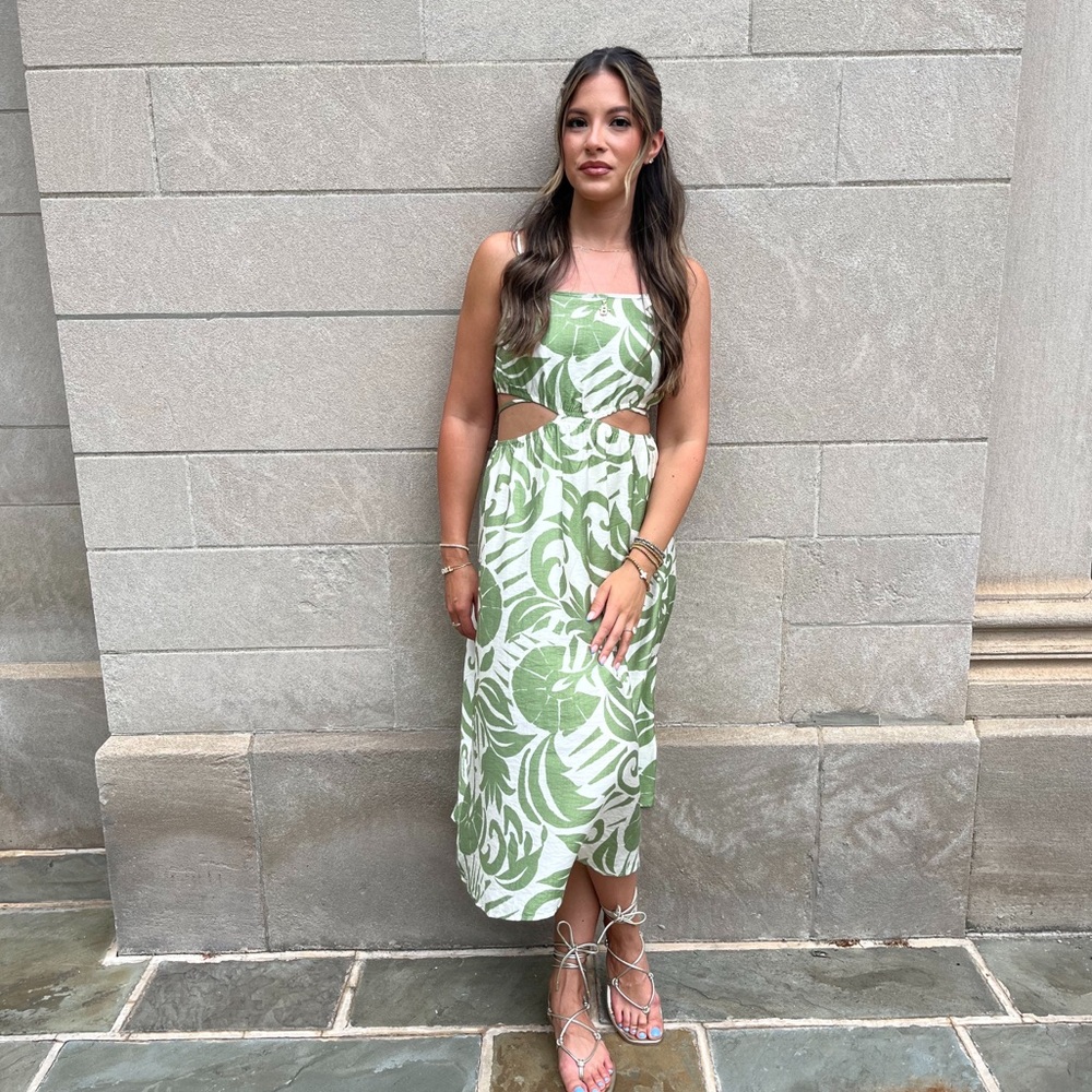 GREEN & BEIGE CUTOUT DRESS